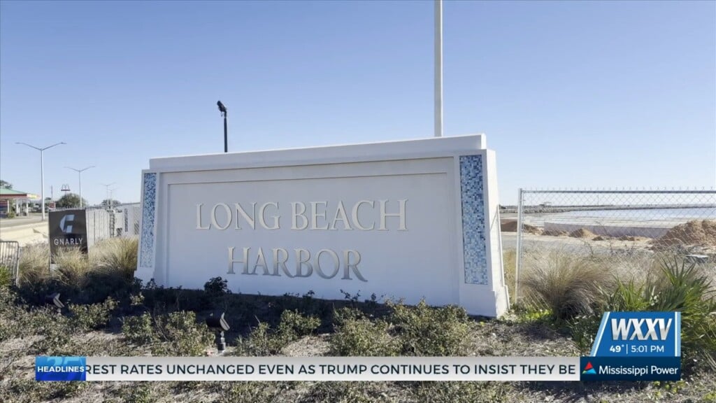 Officials Dedicate New Building At Long Beach Harbor To Long Time Employee