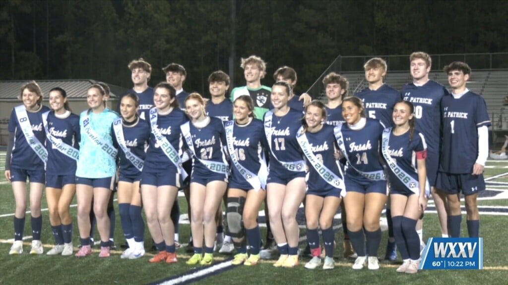 St. Patrick Soccer Celebrates 22 Athletes On Senior Night!