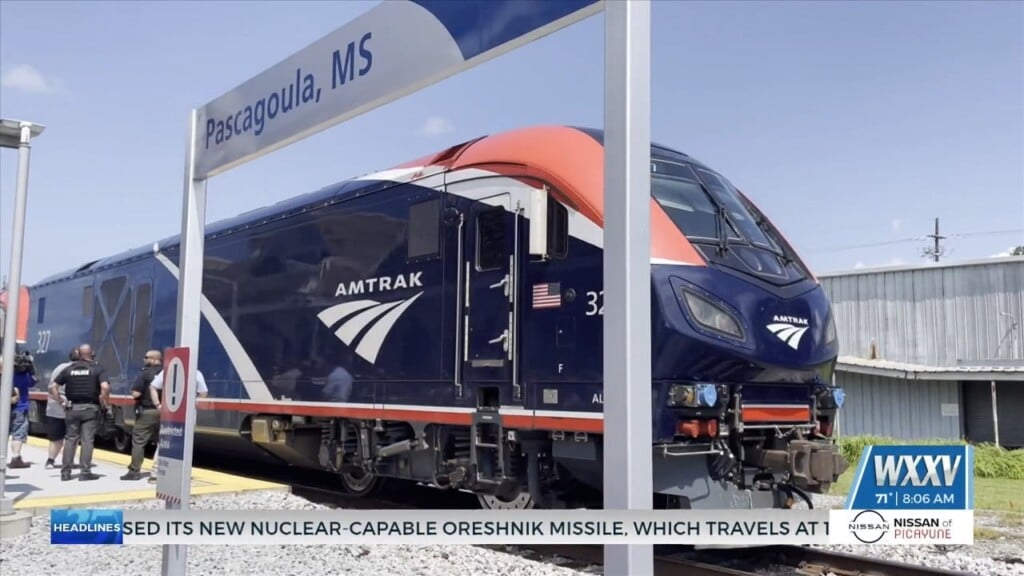 Amtrak Mardi Gras Service Connects Passengers To New Orleans And Mobile