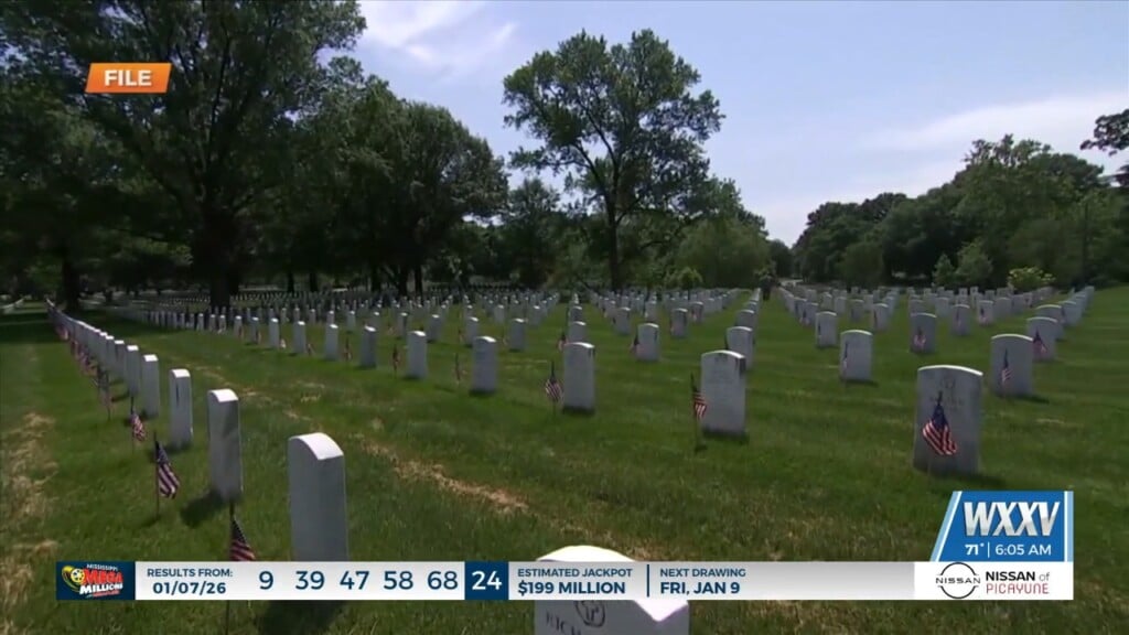 Volunteers Needed To Pick Up Wreaths At Biloxi National Cemetery