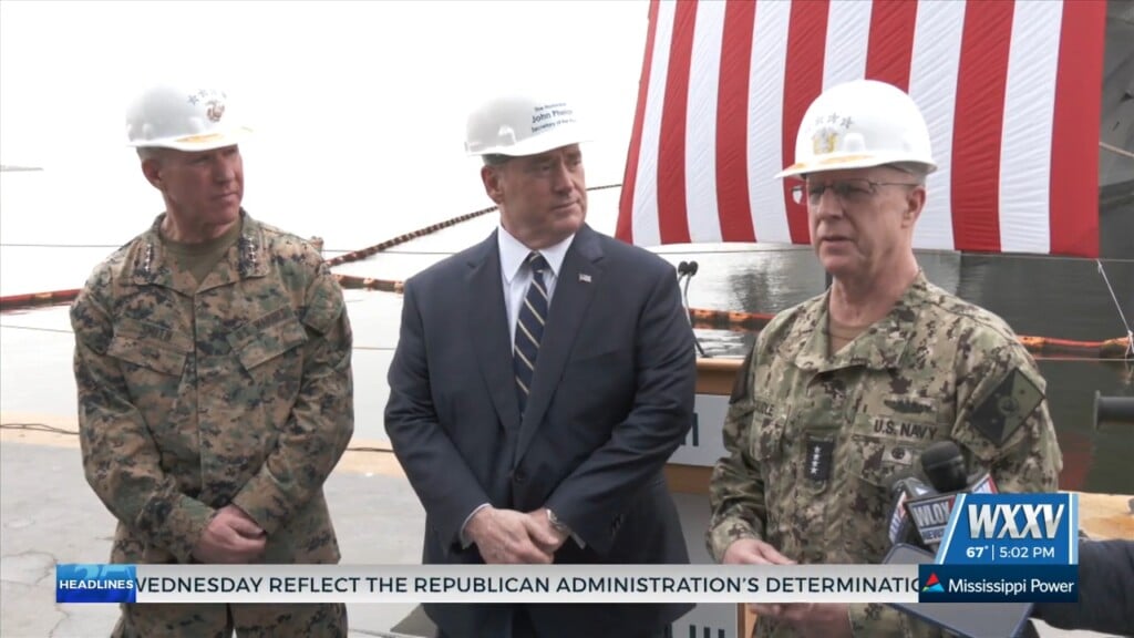 Top Military Leaders Visit Ingalls Shipbuilding In Pascagoula
