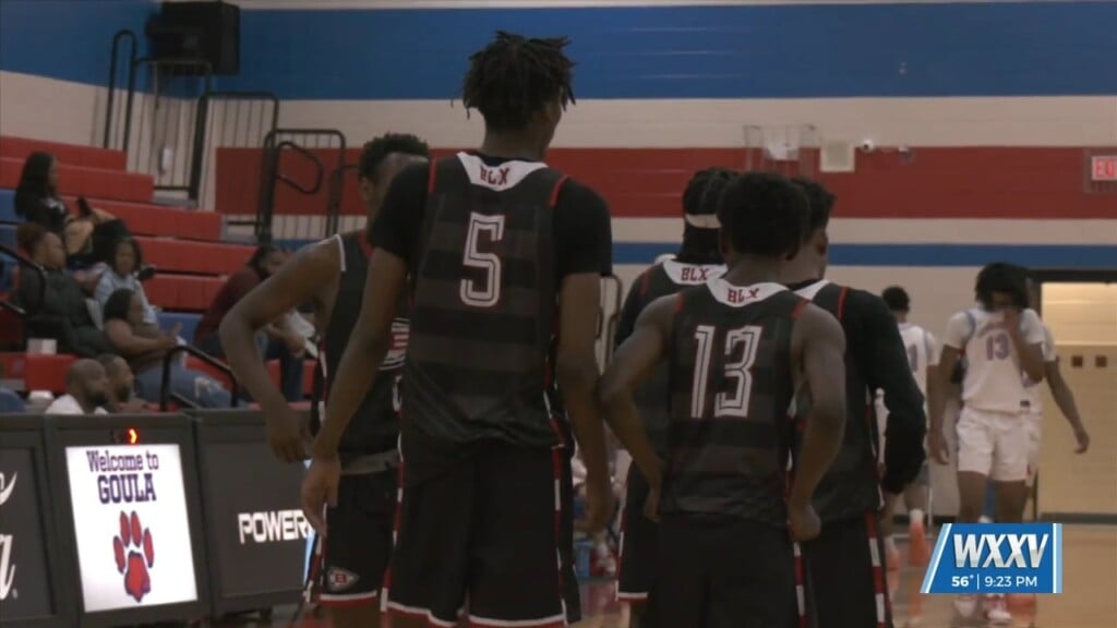 Biloxi Indians Fall To South Jones 56 48 In Panther Classic