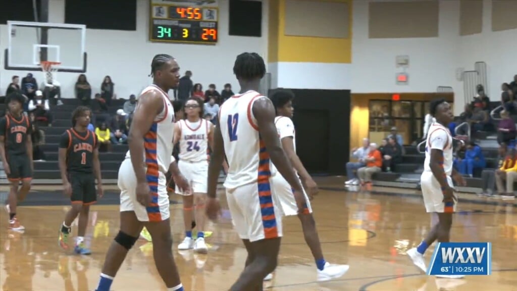 Gulfport Basketball Defeats West Harrison 57 54 In Overtime To Advance To Regional Championship