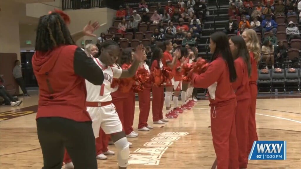 Lady Indians Are Headed Back To The Big House With 55 39 Win Over Brandon