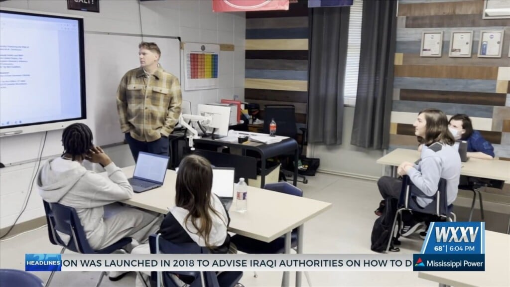 Two Local Educators Named Mde Administrator And Teacher Of The Year Finalists