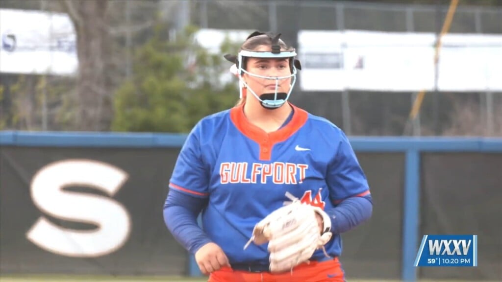 Gulfport Lady Admirals Mercy Rule Harrison Central On The Diamond 10 0 In Five Innings.