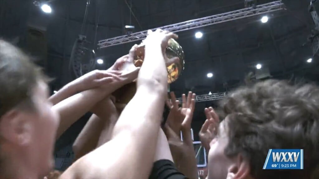 St. Stanislaus Wins Class 3a Basketball State Championship!