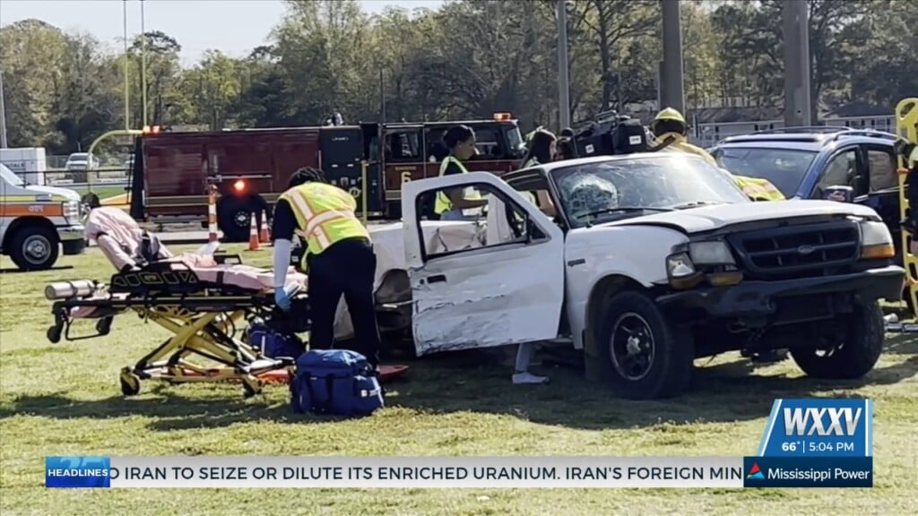 Gulfport High Students Get Safety Lesson At Prom Promise Event