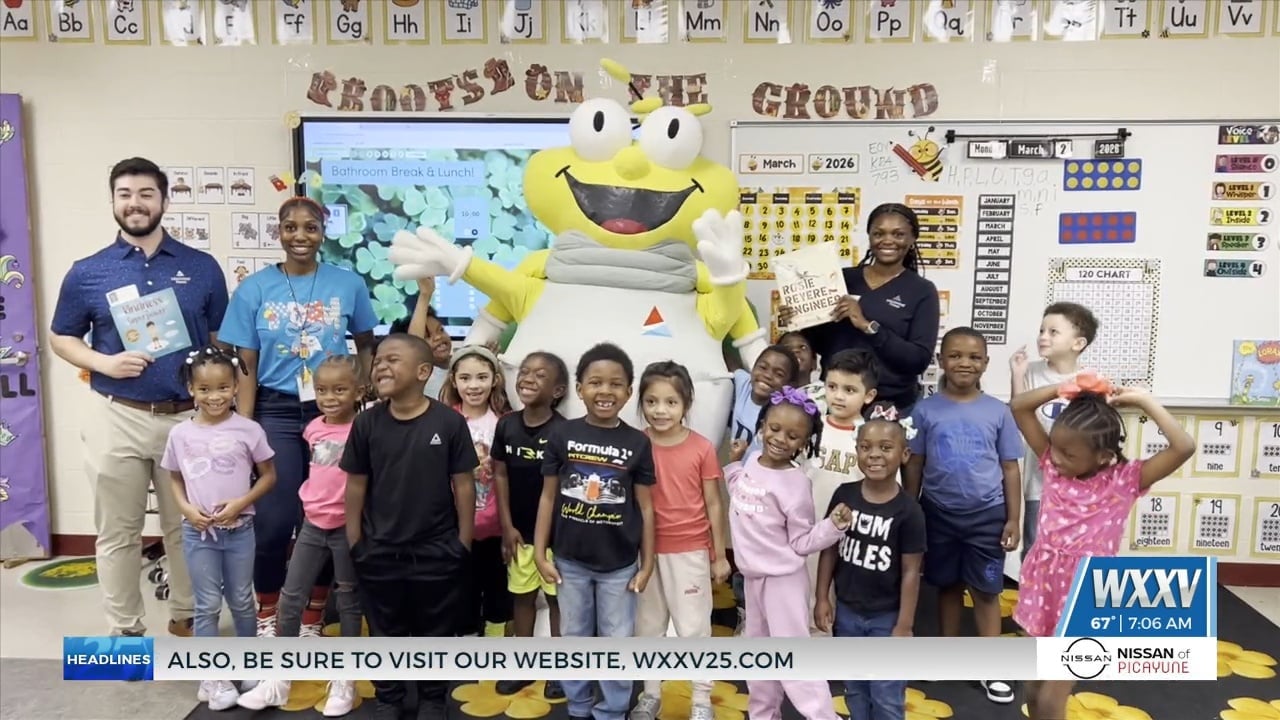 Mississippi Power helps local students celebrate Read Across America Day
