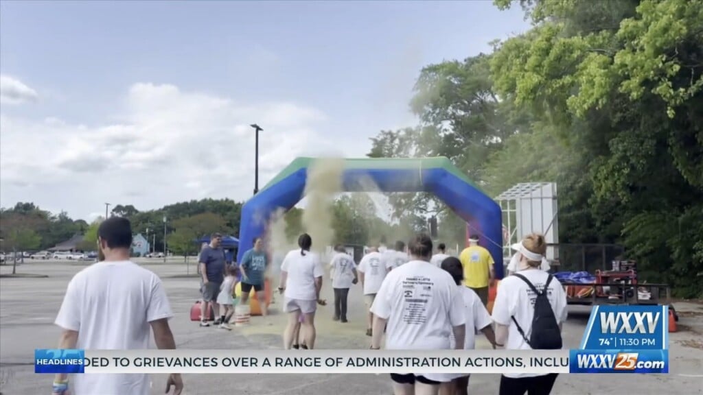 Community Participates In A Latte Abilities Inclusive Color Walk And Roll