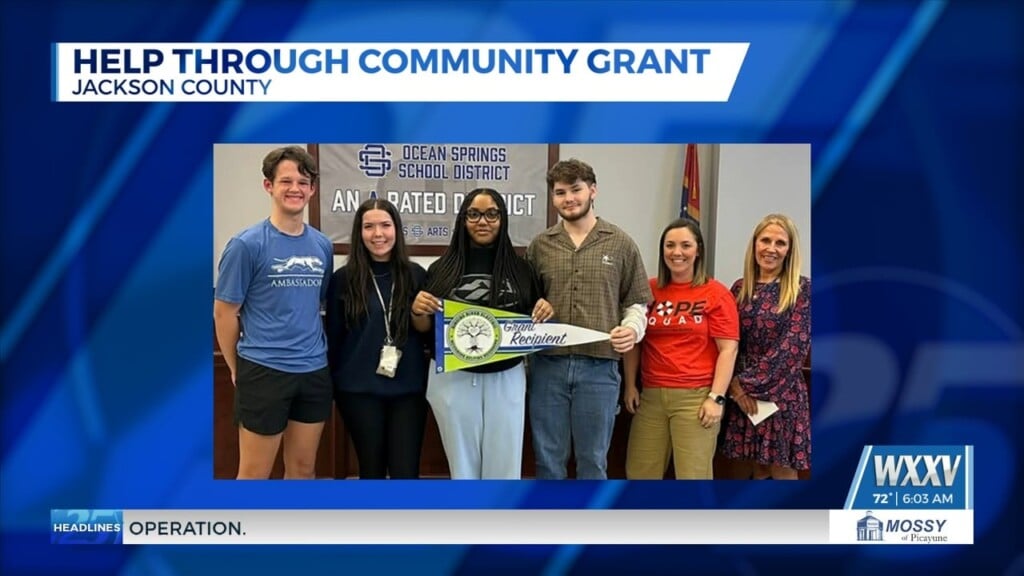 Ocean Springs High Hope Squad Receives Grant
