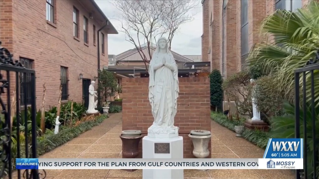 Southern Mississippians Celebrate Easter Sunday