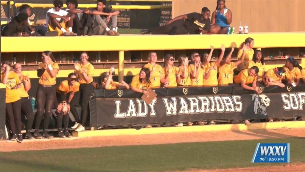 D'iberville Softball Shuts Out Brandon 6 0 To Punch Their Ticket To Round Two Of Playoffs!