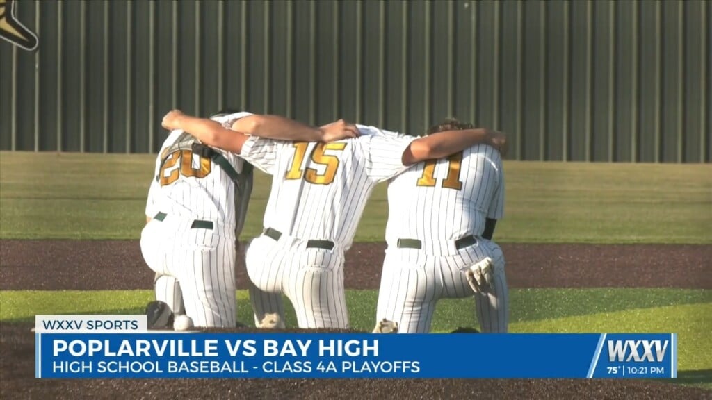 Poplarville Comes From Behind To Win First Playoff Game 10 4 Over Bay High