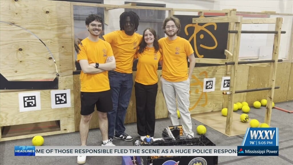 Gulfport High Robotics Team Heading To World Championship