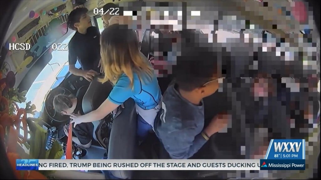 Video Shows Hancock County Middle Schoolers Helping Bus Driver After Medical Emergency