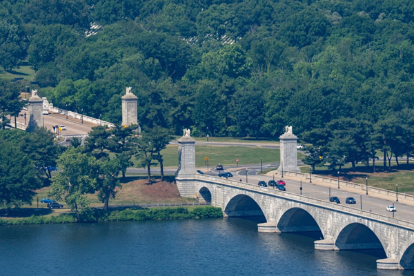 Memorial Arch