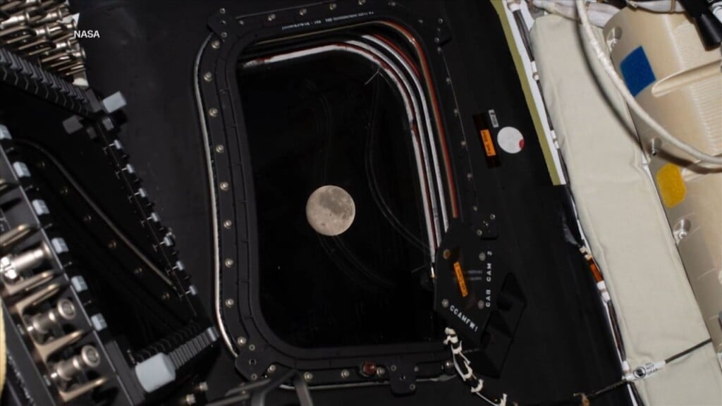 Nasa Drops Artemis Ii Space Snapshots
