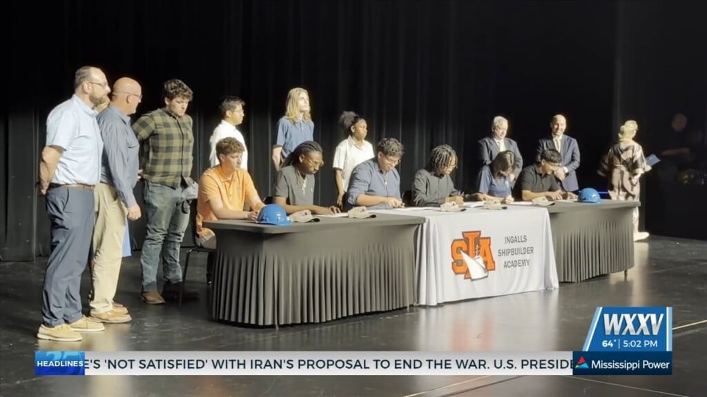 Ingalls Shipbuilding Hosts Signing Day For Shipbuilder Academy Graduates