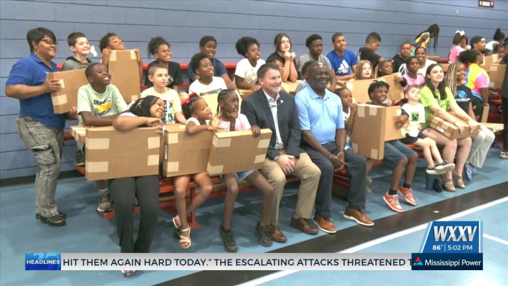 At&t Donates Laptops To Jackson County Students, Expanding Digital Access