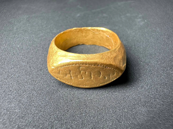 Ring