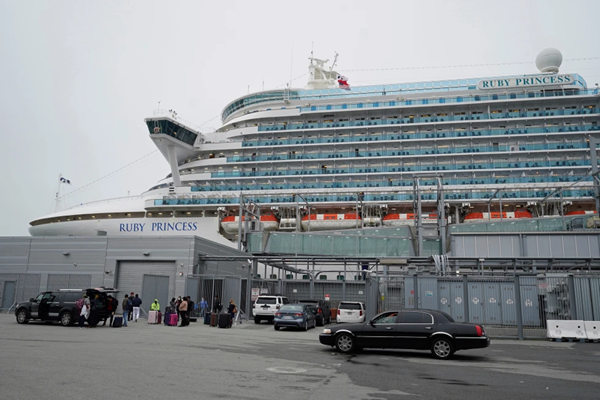 Cruise Ship