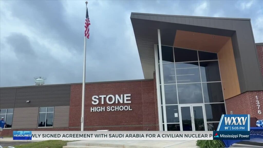 Officials Cut The Ribbon On New Stone High School Campus