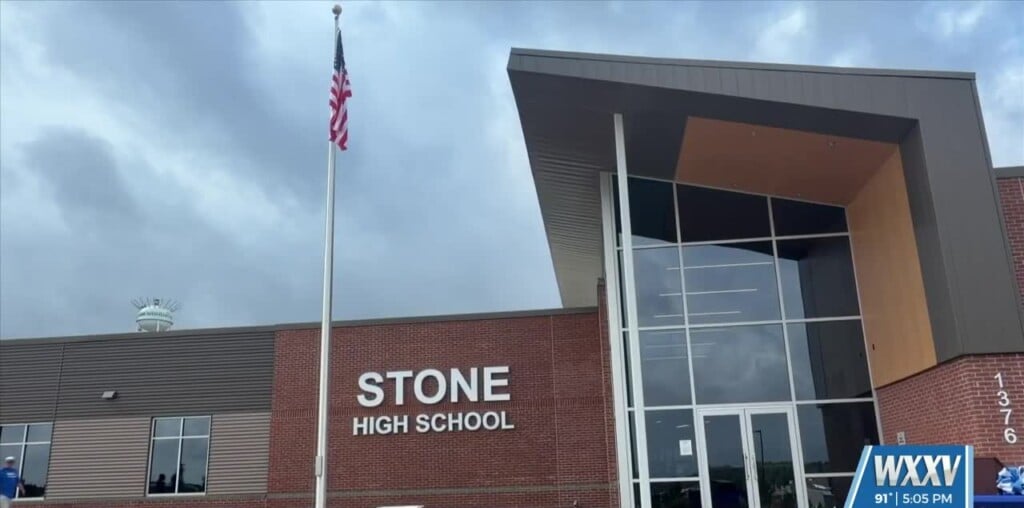 Officials Cut The Ribbon On New Stone High School Campus