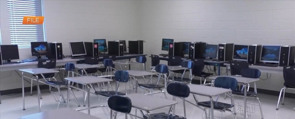Applications Open For Leo Seal Teacher Grant