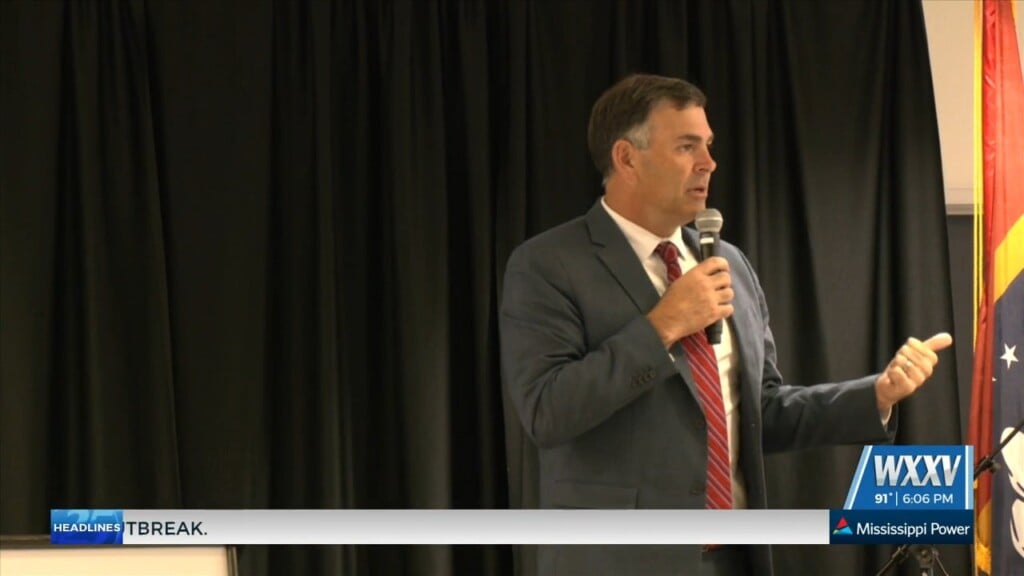 Secretary Of State Watson Speaks At Joint Legislative Session In South Mississippi
