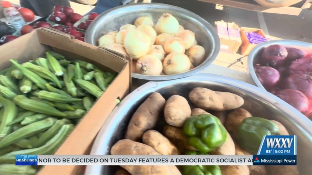 National Farmers Market Week Highlights Fresh, Local Food On The Mississippi Gulf Coast