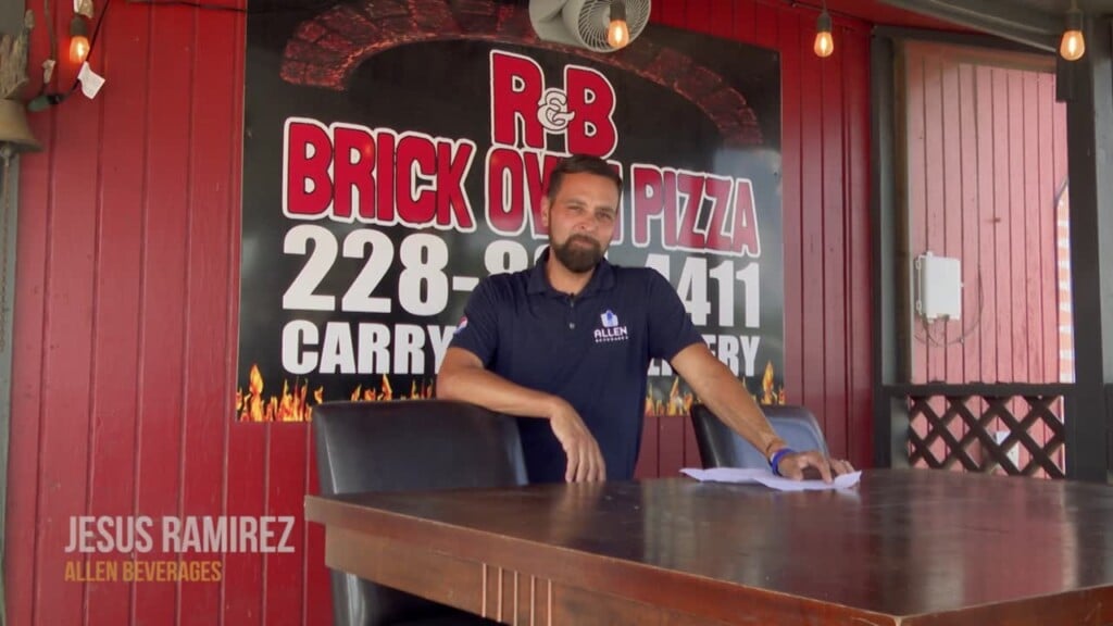 Local Eats R&b Pizzeria, Saucier
