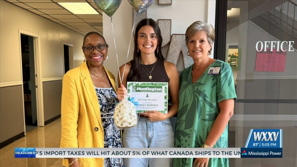 Huntington Learning Center Teacher Of The Month: Christian Collegiate Academy’s Lindsey Roberts