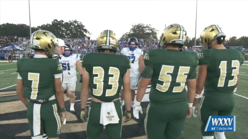 Poplarville Hornets Remain Undefeated With A 28 21 Win Over Pearl River Central