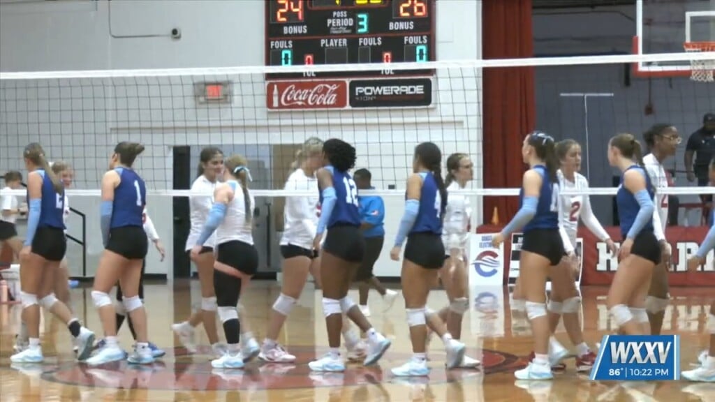 Ocean Springs Volleyball Sweeps Harrison Central To Remain On Top Of Regional Play Undefeated