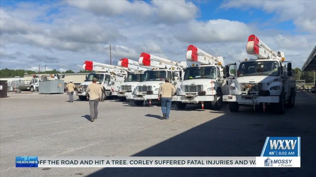Mississippi Power Crews Head To Alabama For Restoration Efforts