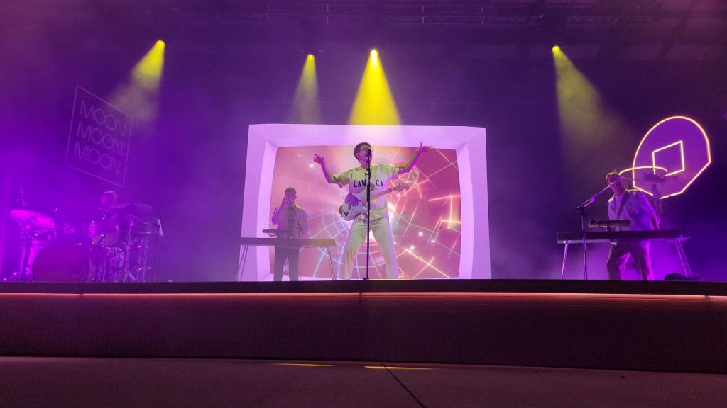 Glass Animals And Binki Perform To Sold Out Crowd At Charlotte Metro Credit Union Amphitheater | Photos