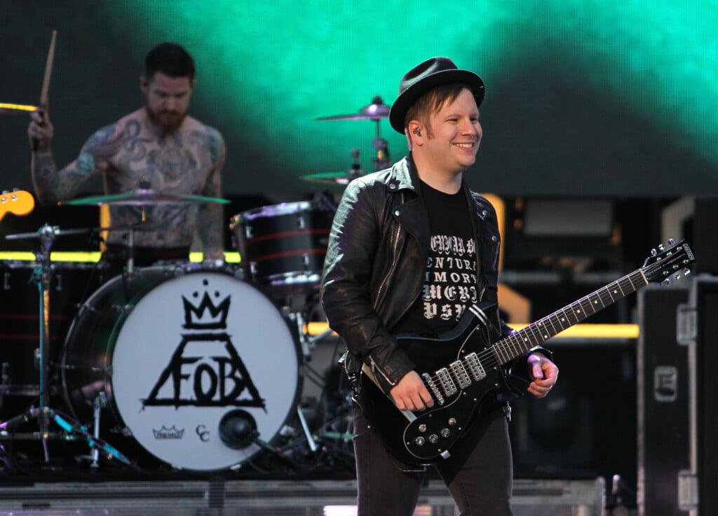 Stump And Hurley Of American Rock Band Fall Out Boy Perform At The Muchmusic Video Awards (mmvas) In Toronto